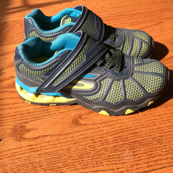 skechers tuff tech